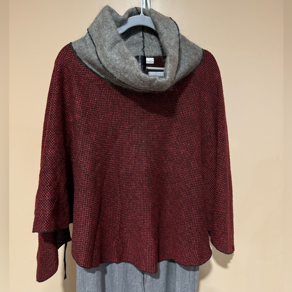 Courtney Washington Poncho
